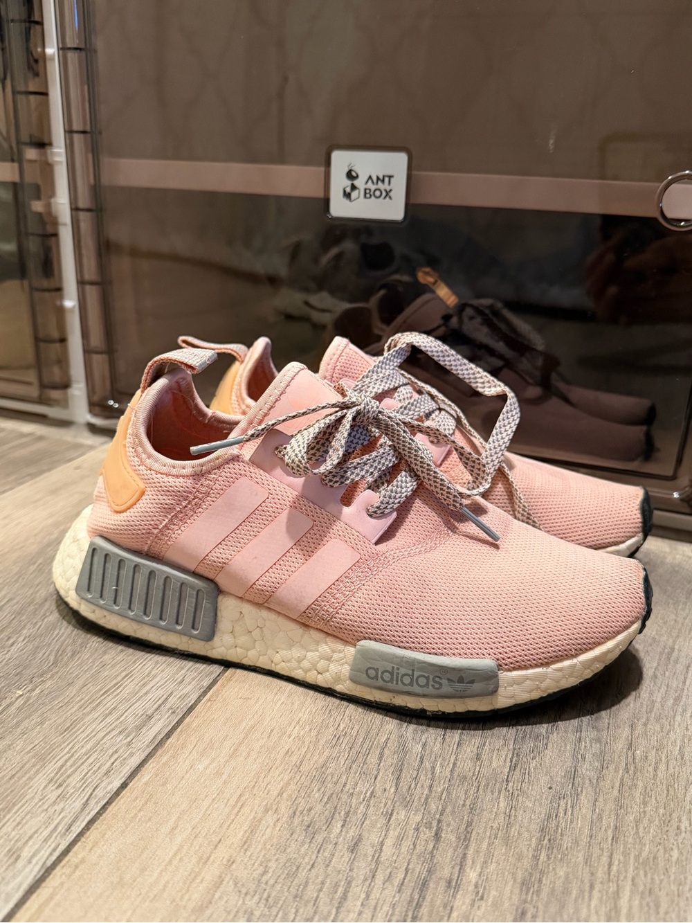 adidas Women's Pink Sneakers NMD R1 - Picture 3 of 5